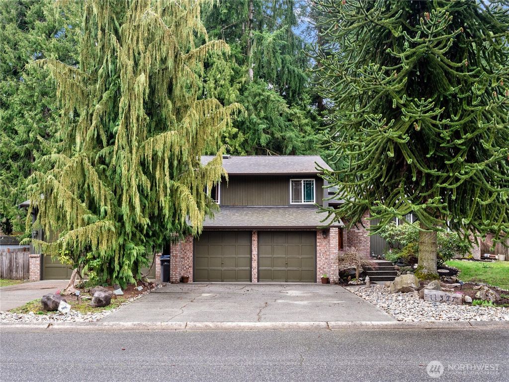 Photo of 11327 28th Drive SE, Everett, WA 98208 (MLS # 2356027)