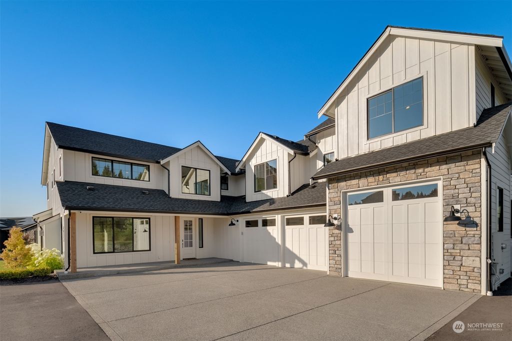 Photo of 20327 155th Drive SE, Monroe, WA 98272 (MLS # 2191526)