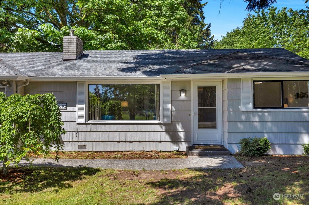 Photo of 22302 80th Avenue W, Edmonds, WA 98026 (MLS # 2218930)