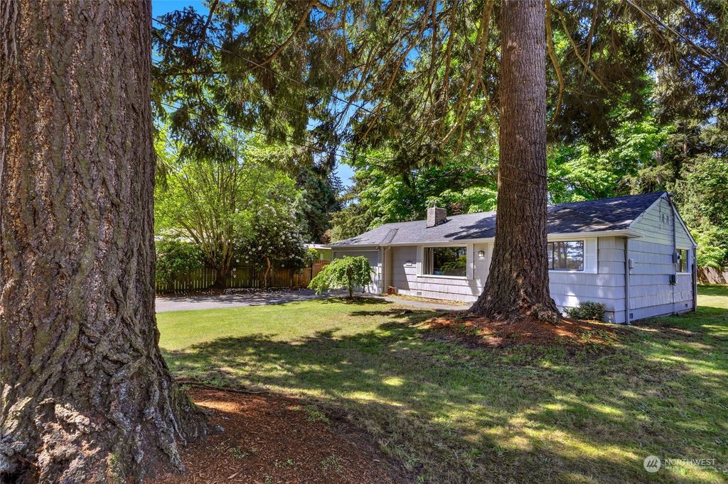 Photo of 22302 80th Avenue W, Edmonds, WA 98026 (MLS # 2218930)