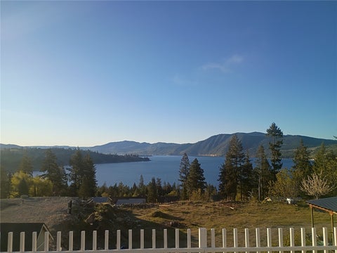 Photo of 207 McClosky Drive S, Chelan, WA 98816 (MLS # 2595256)