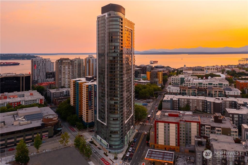 Photo of 2510 6th Avenue #3010, Seattle, WA 98121 (MLS # 2186264)