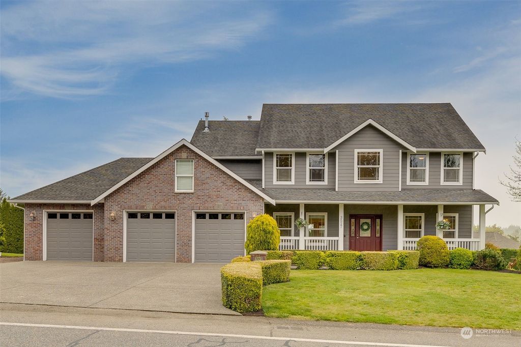Photo of 3527 115th Avenue SE, Snohomish, WA 98290 (MLS # 2229020)