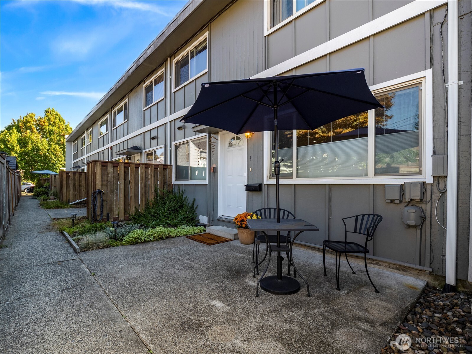 708 N L Street 4