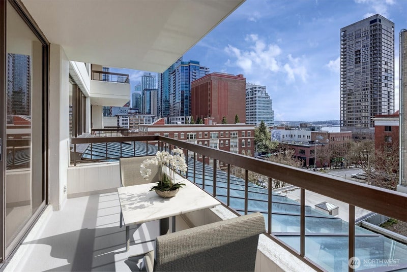 2201 3rd Avenue 803