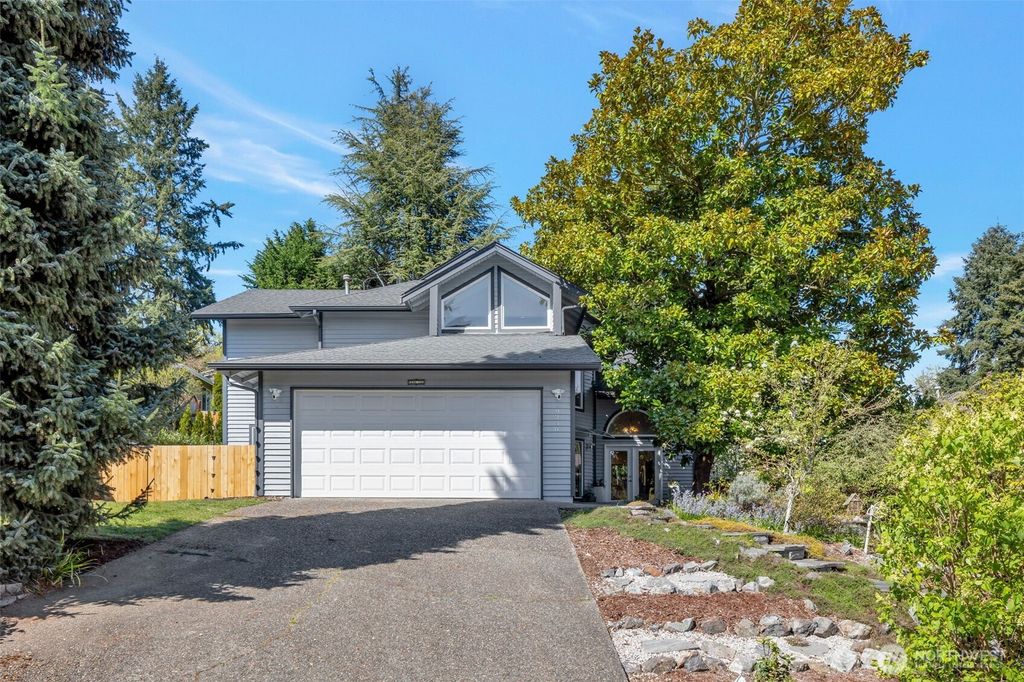 Photo of 9236 NE 126th Place, Kirkland, WA 98034 (MLS # 2505662)