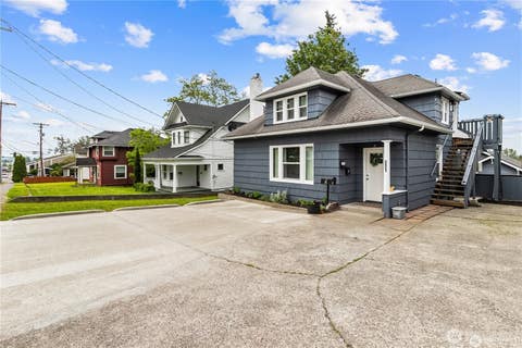 Photo of 321 N 4th Street #A-D, Mount Vernon, WA 98273 (MLS # 2562279)