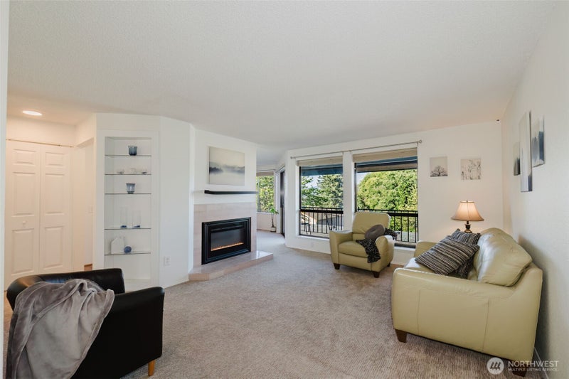 1541 Sheridan Road E3