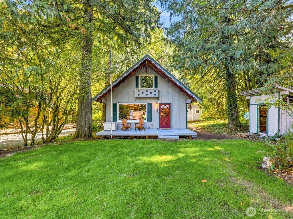 Photo of 114 3rd Street, Skykomish, WA 98288 (MLS # 2582329)