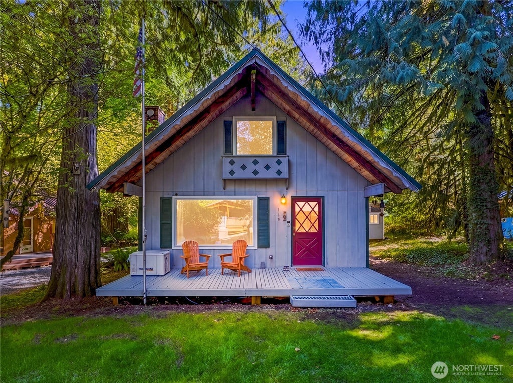 Photo of 114 3rd Street, Skykomish, WA 98288 (MLS # 2582329)