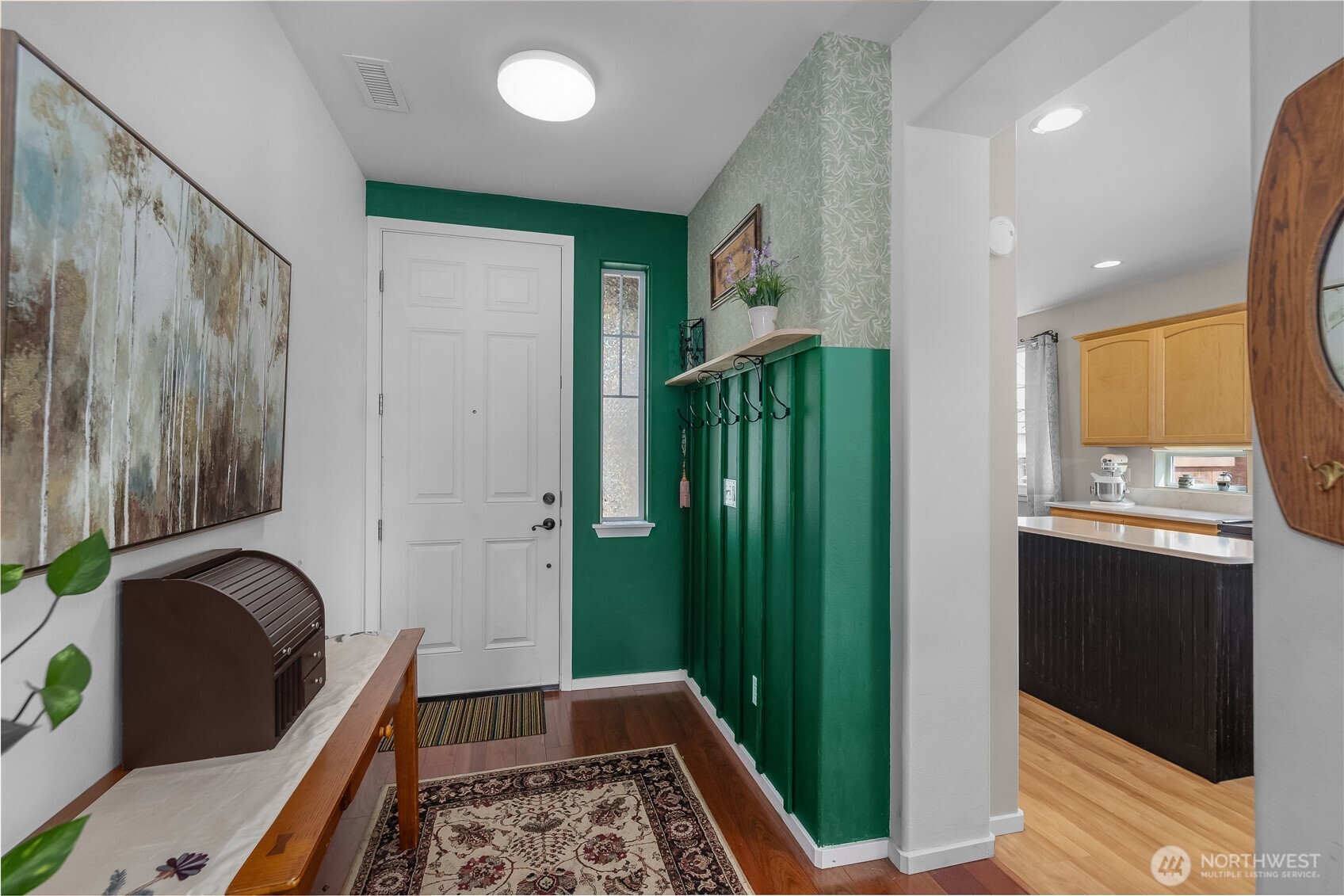 4407 Blakley Loop NE