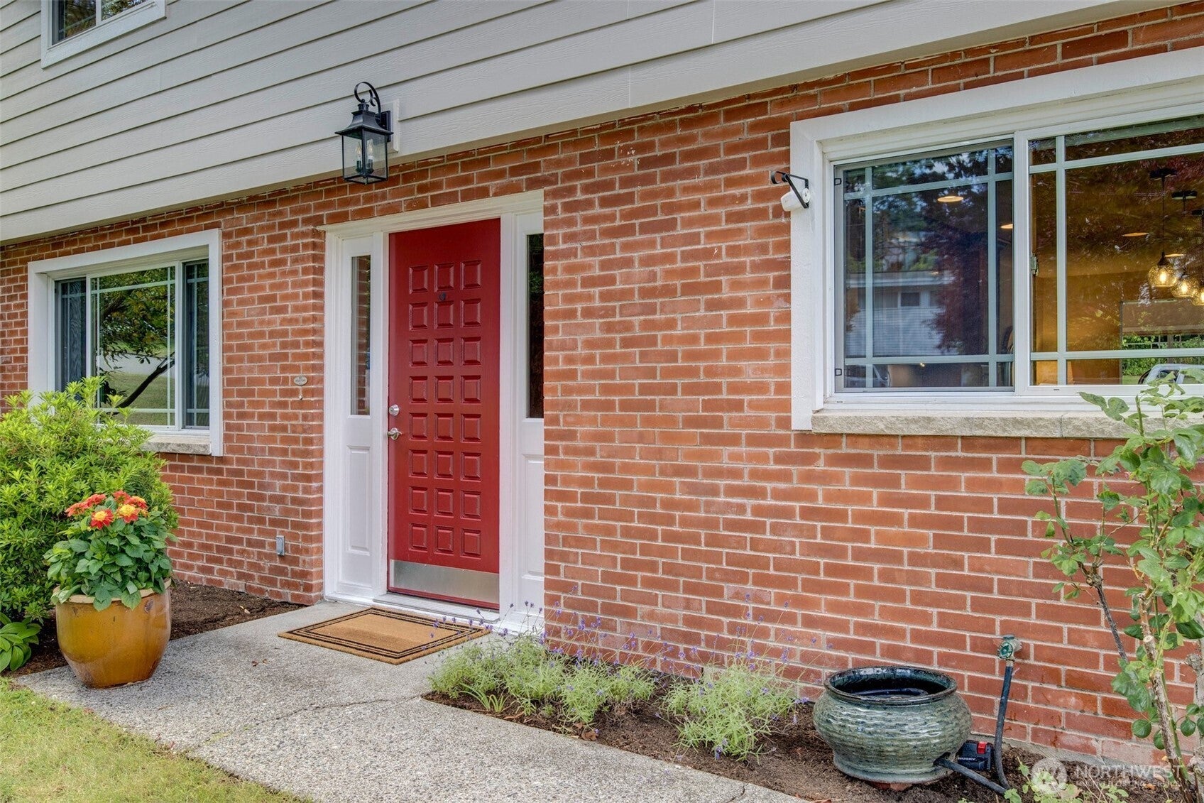 7616 SE 37th Place