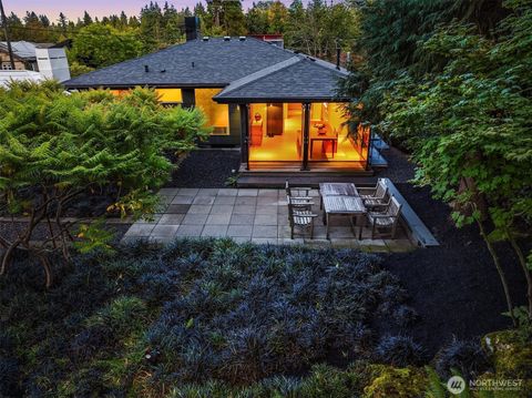 Photo of 1207 26th Avenue E, Seattle, WA 98112 (MLS # 2469599)