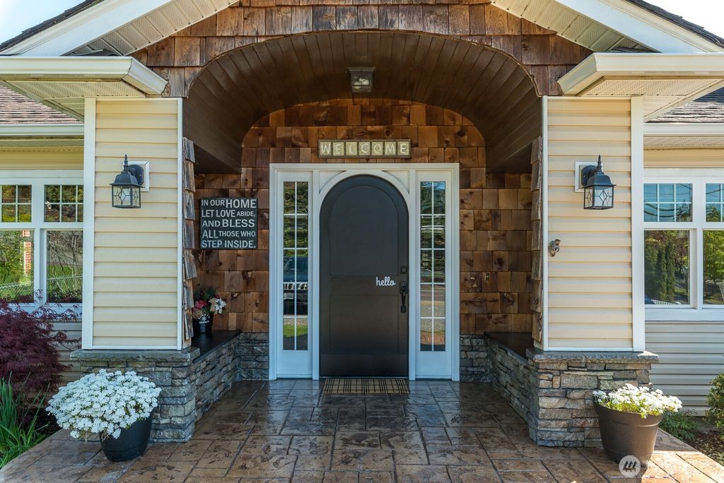 Photo of 8220 Cedarhome Drive, Stanwood, WA 98292 (MLS # 2418645)