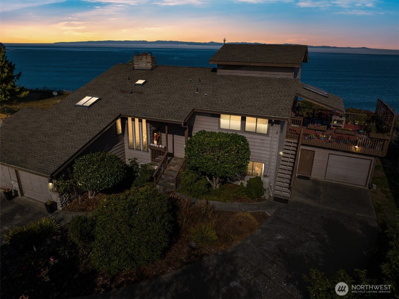 1222 Dutch Drive