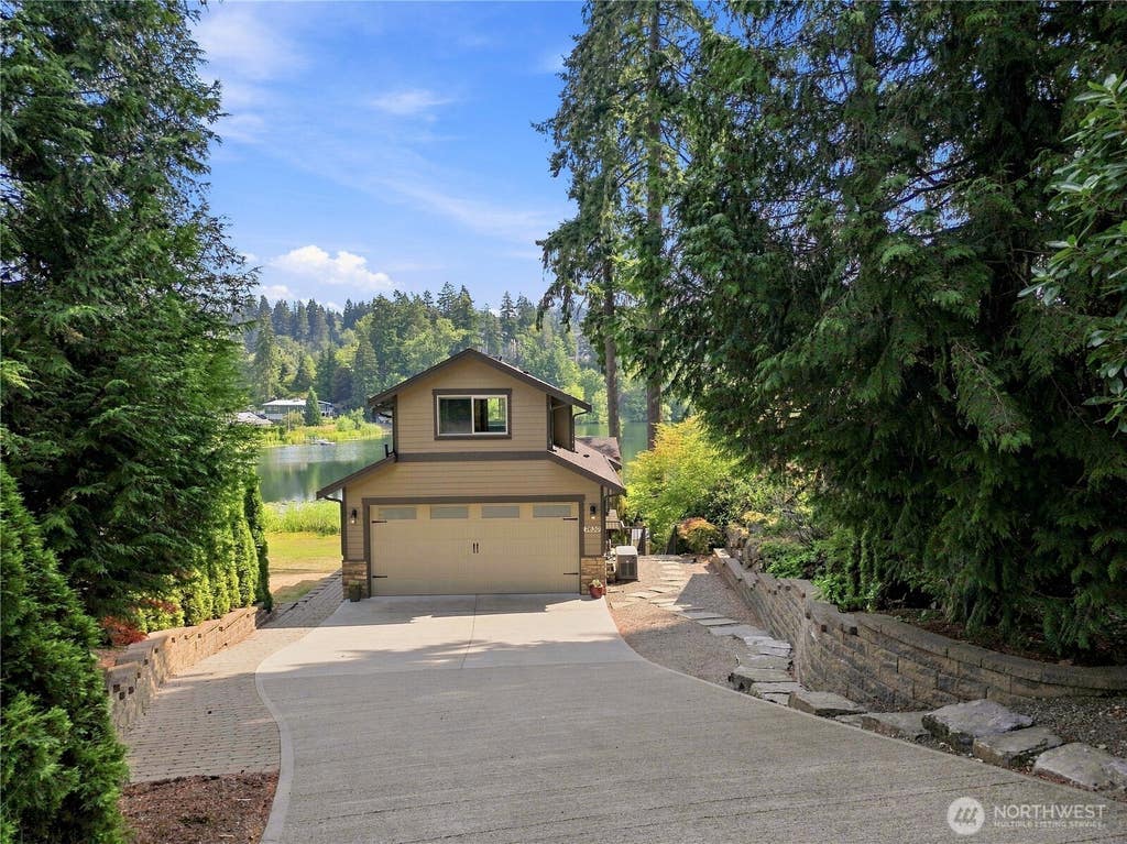 Photo of 7630 129th Avenue SE, Newcastle, WA 98056 (MLS # 2571156)