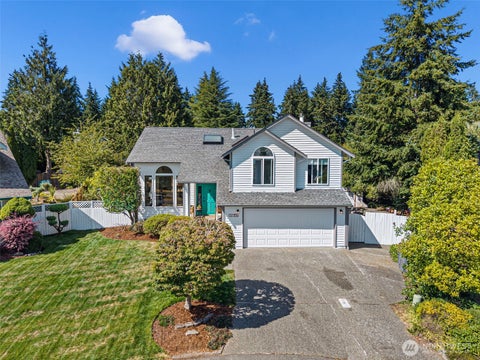 Photo of 10247 Hamilton Place NW, Silverdale, WA 98383 (MLS # 2575193)
