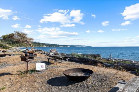 Photo of 1454 Admirals Drive, Coupeville, WA 98239 (MLS # 2446534)