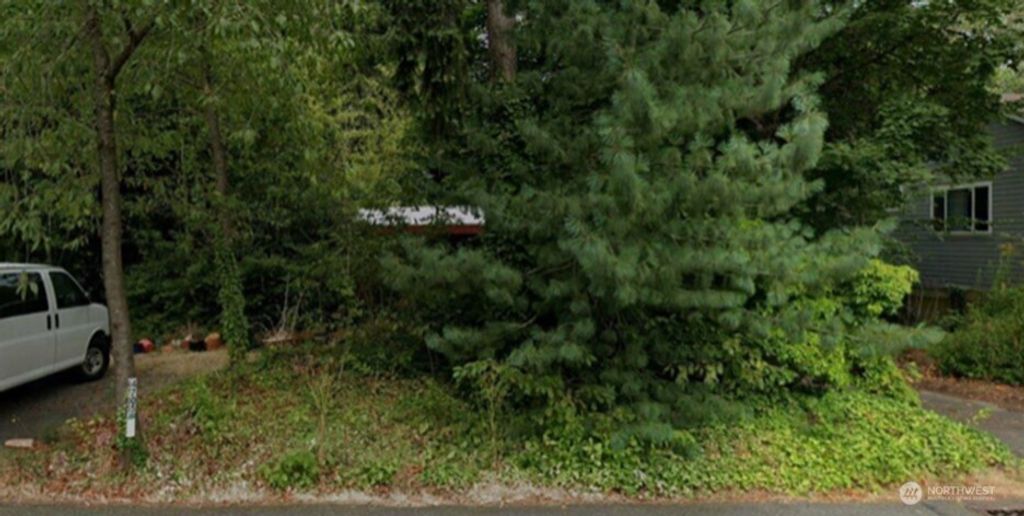 Photo of 4705 119th Avenue SE, Bellevue, WA 98006 (MLS # 2369290)