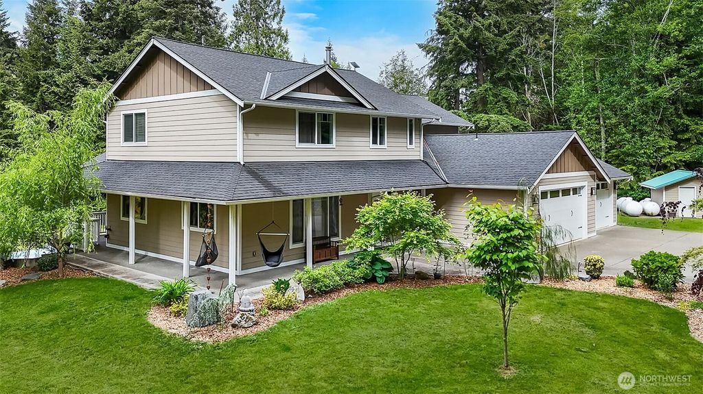 Photo of 17718 Mulqueen Road SE, Rainier, WA 98576 (MLS # 2505667)
