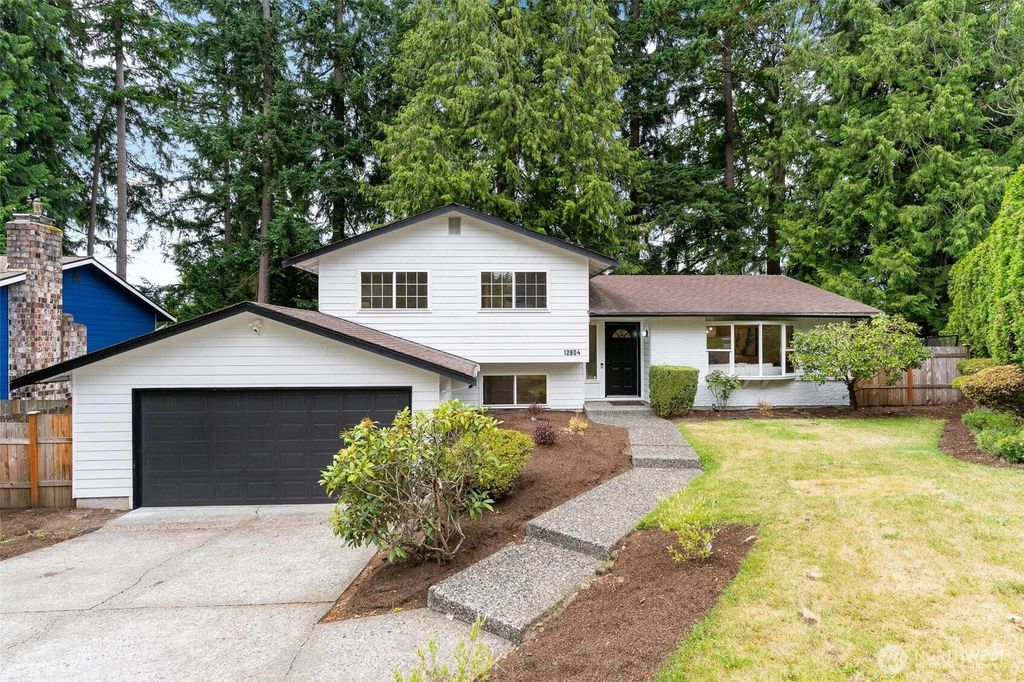 Photo of 12804 NE 139th Court, Kirkland, WA 98034 (MLS # 2394665)