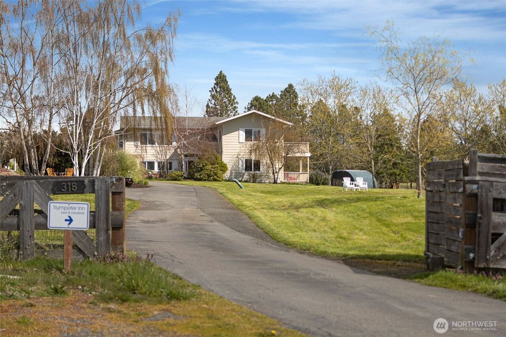 Photo of 318 Trumpeter Way, Friday Harbor, WA 98250 (MLS # 2517028)