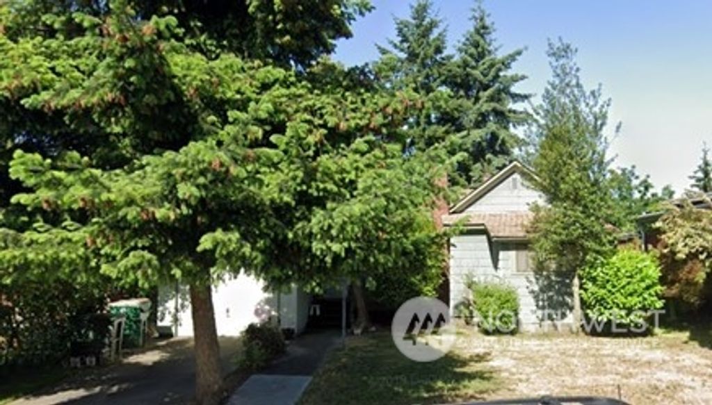 Photo of 4433 45th Avenue SW, Seattle, WA 98116 (MLS # 2182006)