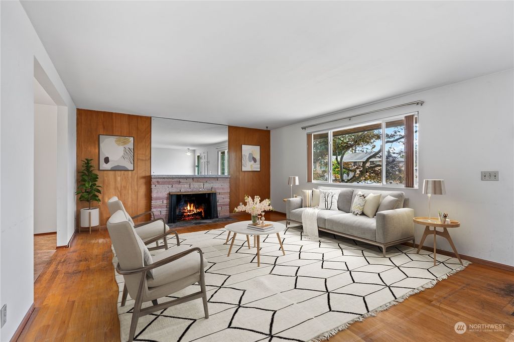 Photo of 6126 S 125th Street, Seattle, WA 98178 (MLS # 2261837)