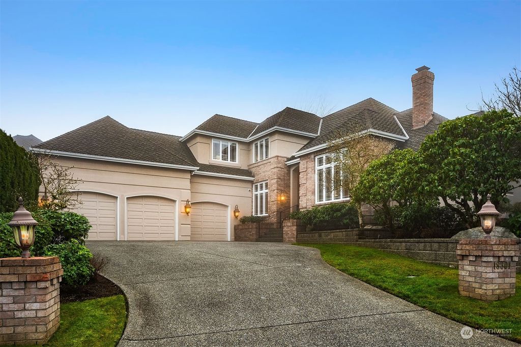 Photo of 18301 NW Marseille Court, Issaquah, WA 98027 (MLS # 2320906)