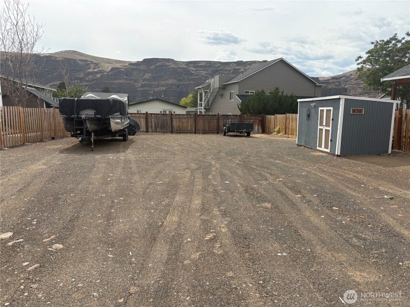 826 SW Chukar Place