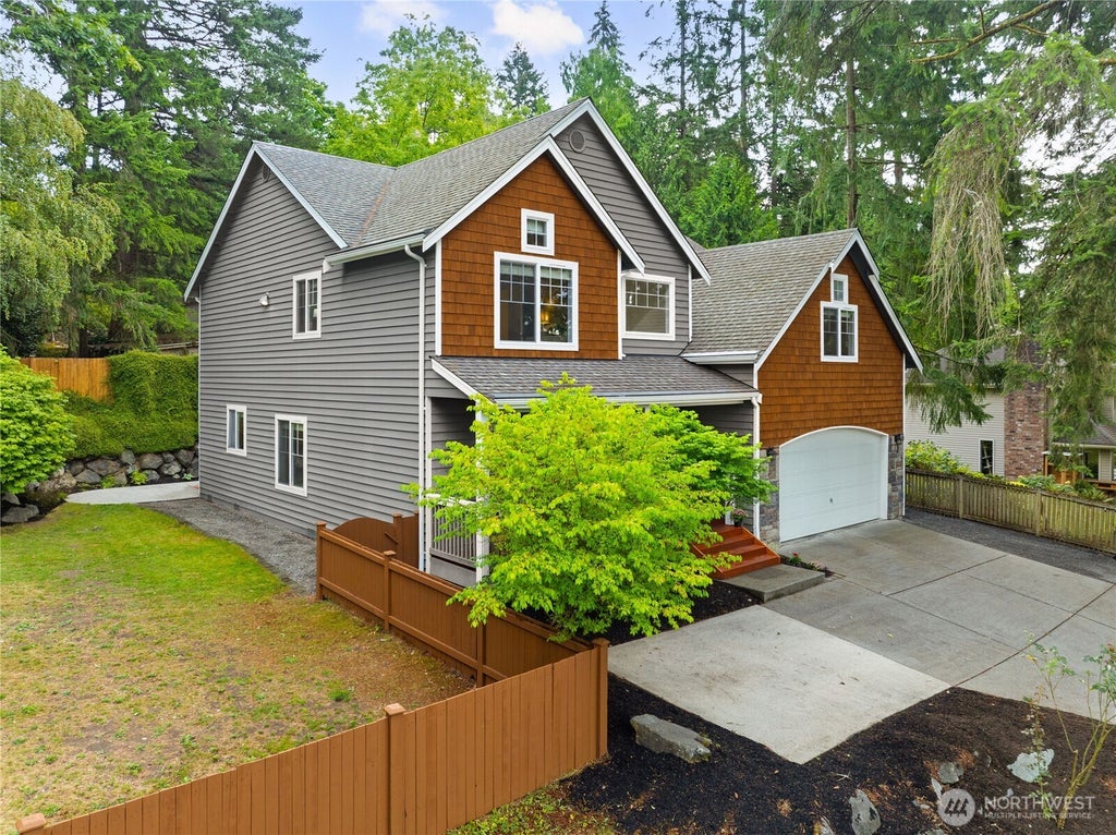 Photo of 19028 37th Avenue NE, Lake Forest Park, WA 98155 (MLS # 2571264)