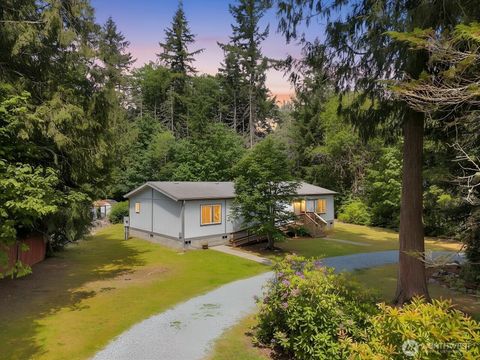 Photo of 42041 Cedar Street, Concrete, WA 98237 (MLS # 2528455)