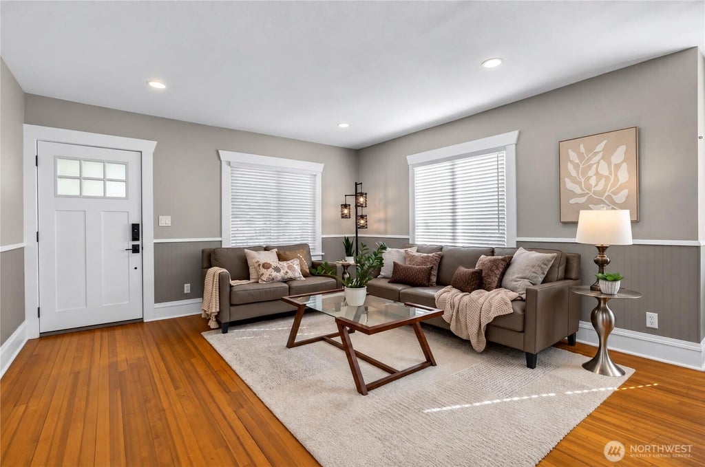 Photo of 2320 McDougall Avenue, Everett, WA 98201 (MLS # 2591154)
