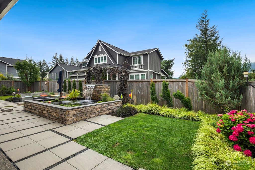 Photo of 1055 SE 13th Place, North Bend, WA 98045 (MLS # 2267479)