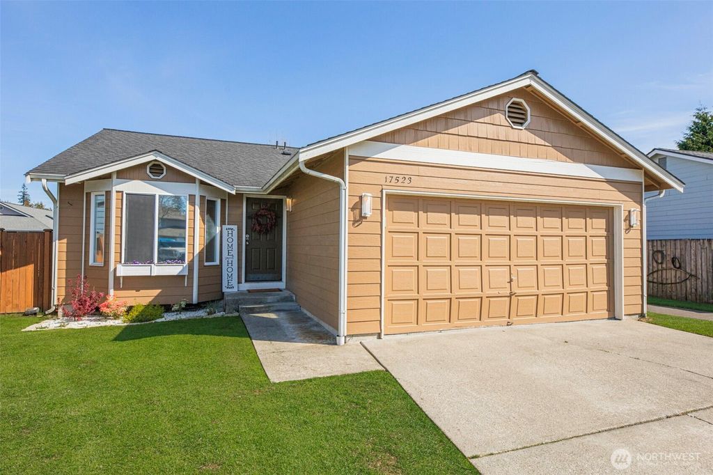 Photo of 17523 27th Avenue NE, Marysville, WA 98271 (MLS # 2361199)