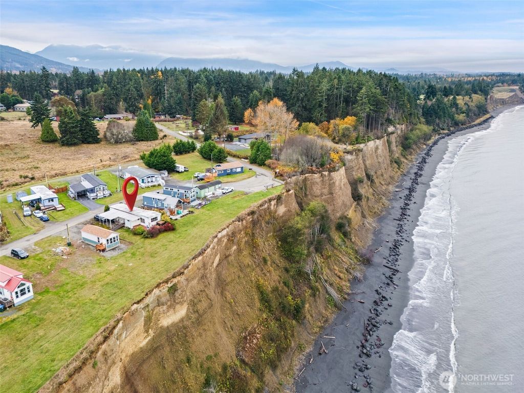 Photo of 1323 S McDonald Street #15, Port Angeles, WA 98363 (MLS # 2511914)