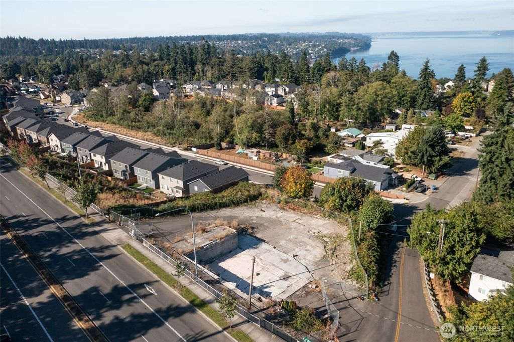 Photo of 27905 pacific Highway S, Federal Way, WA 98003 (MLS # 2522722)