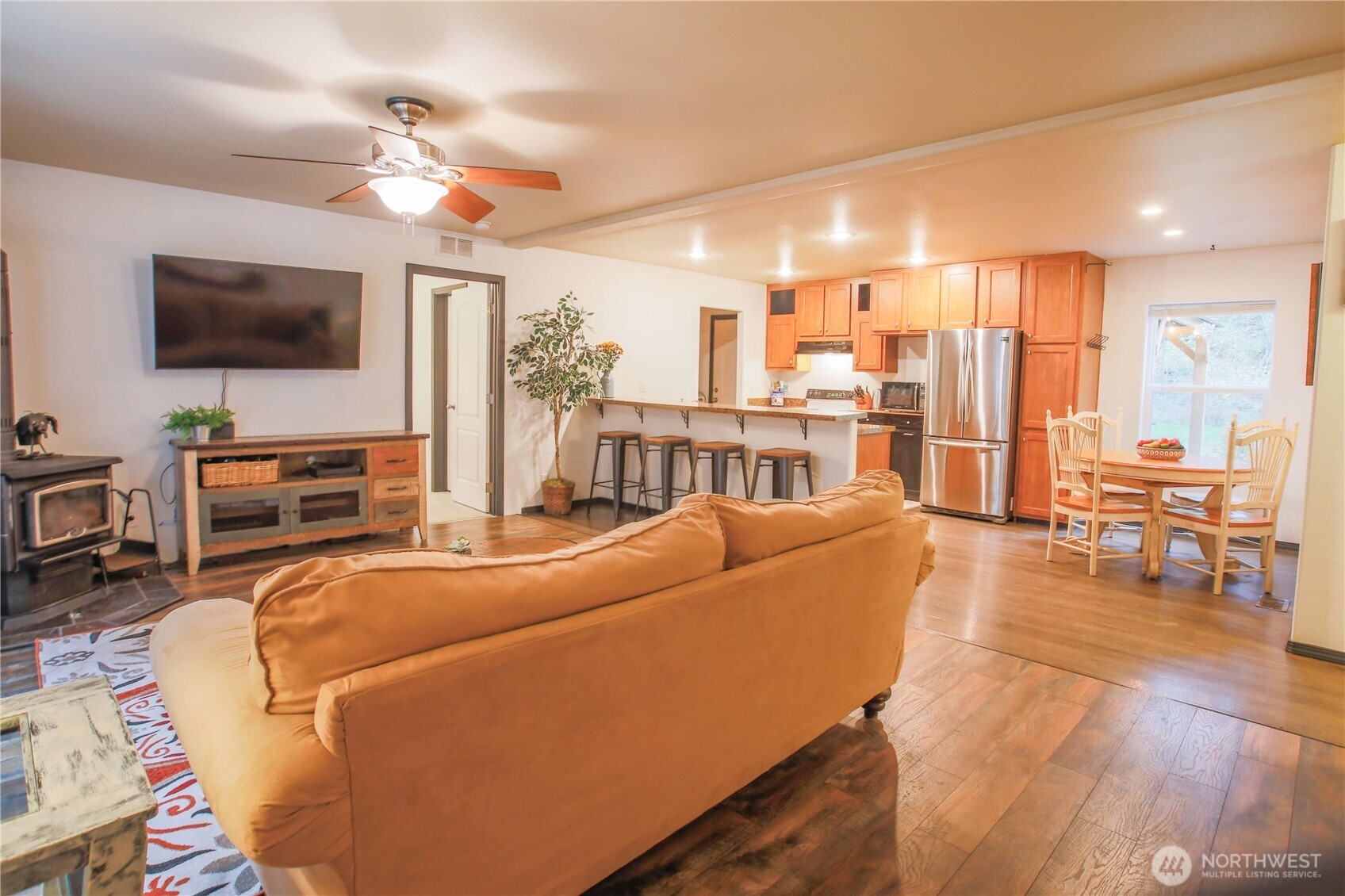 975 Little Valley Lane