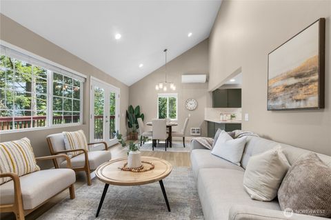 Photo of 4 Gooseberry Circle, Bellingham, WA 98229 (MLS # 2521600)