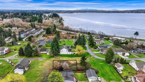 Photo of 944 Georgia Street, Blaine, WA 98230 (MLS # 2493183)