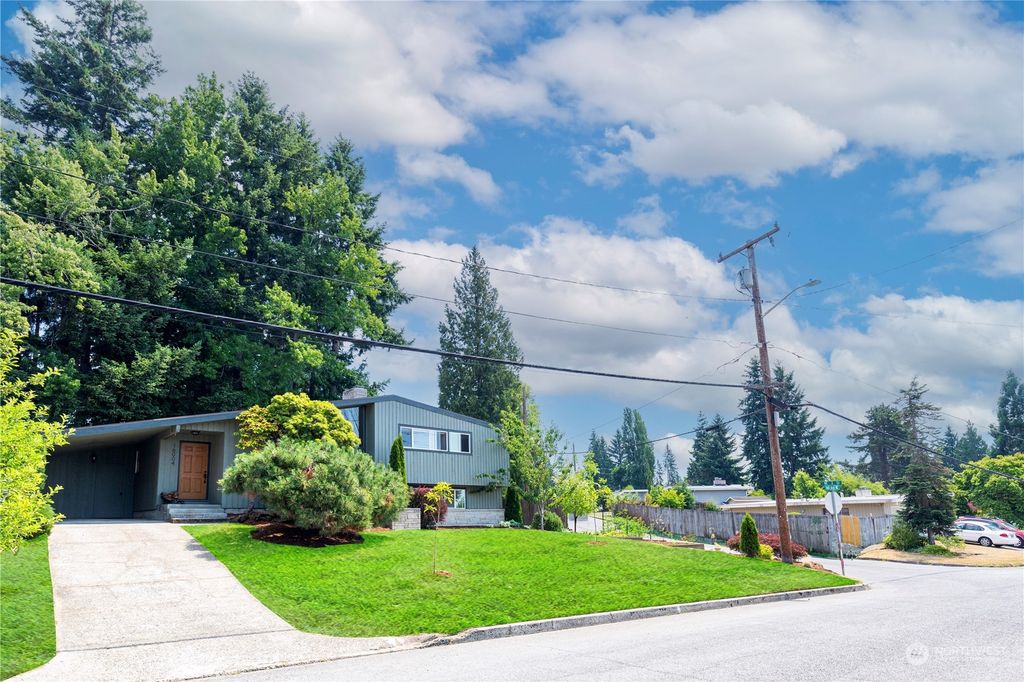 Photo of 16004 NE 3rd Street, Bellevue, WA 98008 (MLS # 2129122)