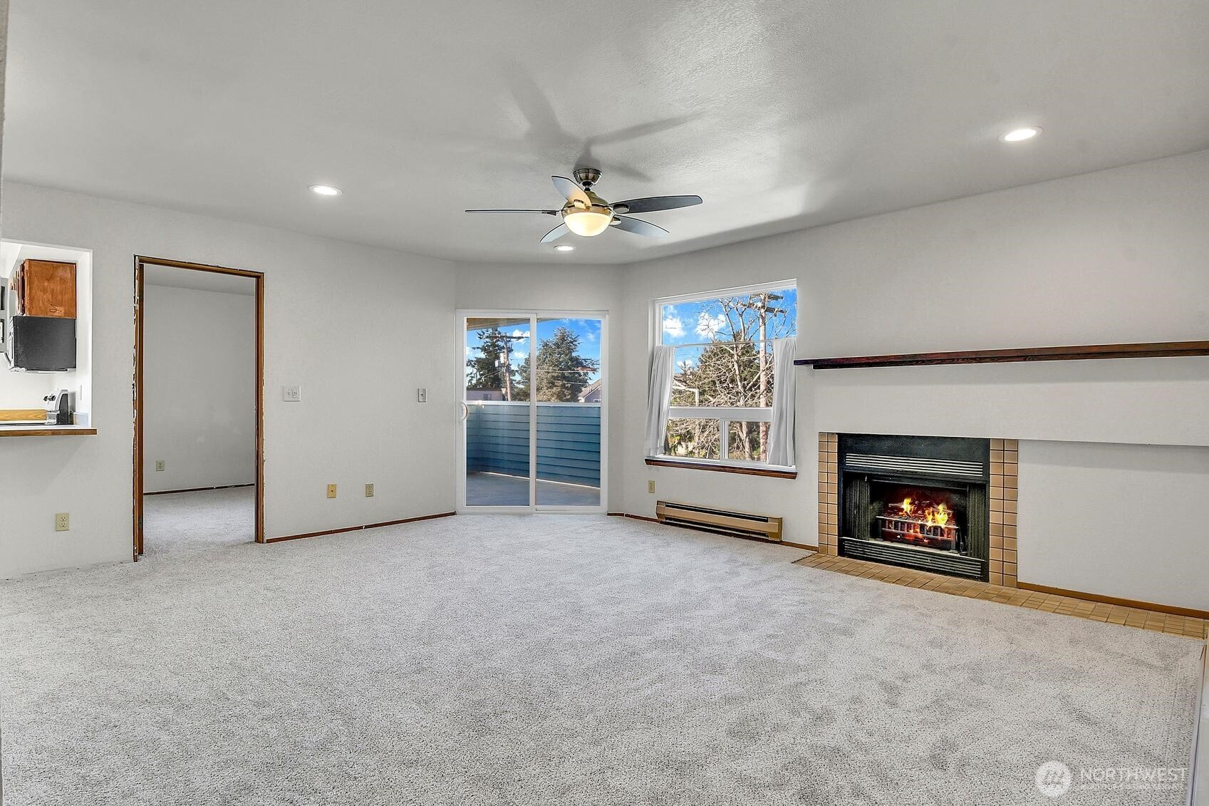 21937 7th Avenue S 216