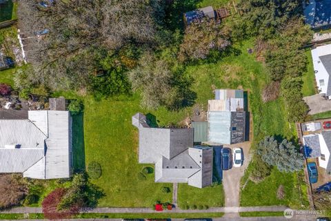 Photo of 1039 Park Street, Woodland, WA 98674 (MLS # 2517862)