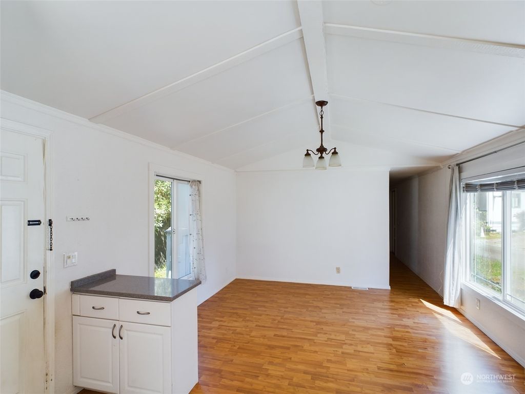 Photo of 31813 21st Ave Ave SW #22, Federal Way, WA 98023 (MLS # 2236394)