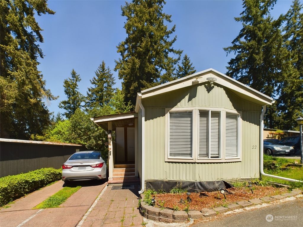 Photo of 31813 21st Ave Ave SW #22, Federal Way, WA 98023 (MLS # 2236394)