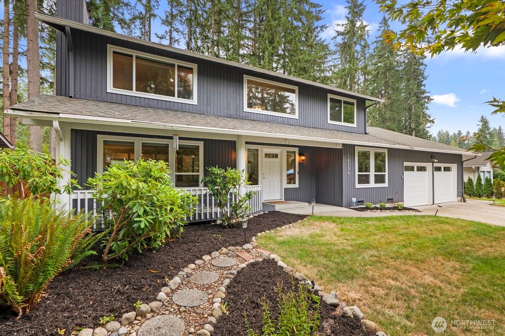 Photo of 16556 189th Avenue NE, Woodinville, WA 98072 (MLS # 2430497)