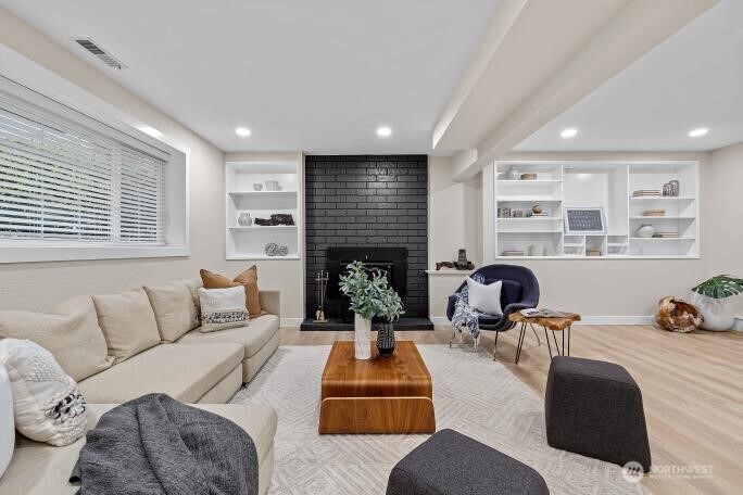 5527 153rd Street SW