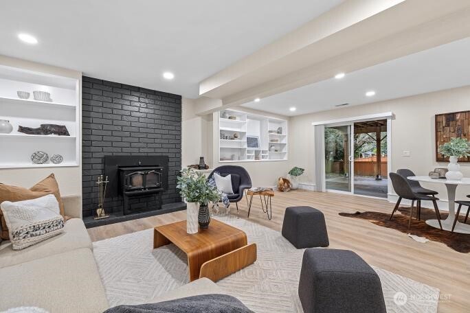 5527 153rd Street SW