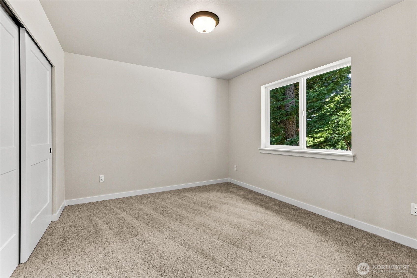 18042 Highland Court SE