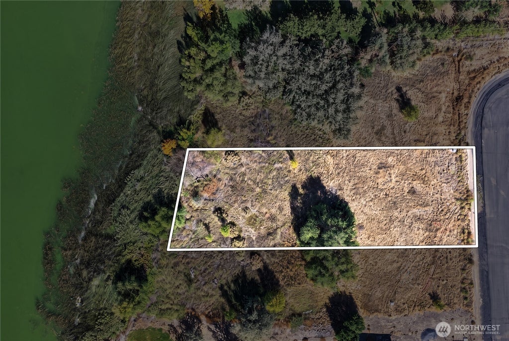 Photo of 3620 NE Wild Goose Road, Moses Lake, WA 98837 (MLS # 2591268)